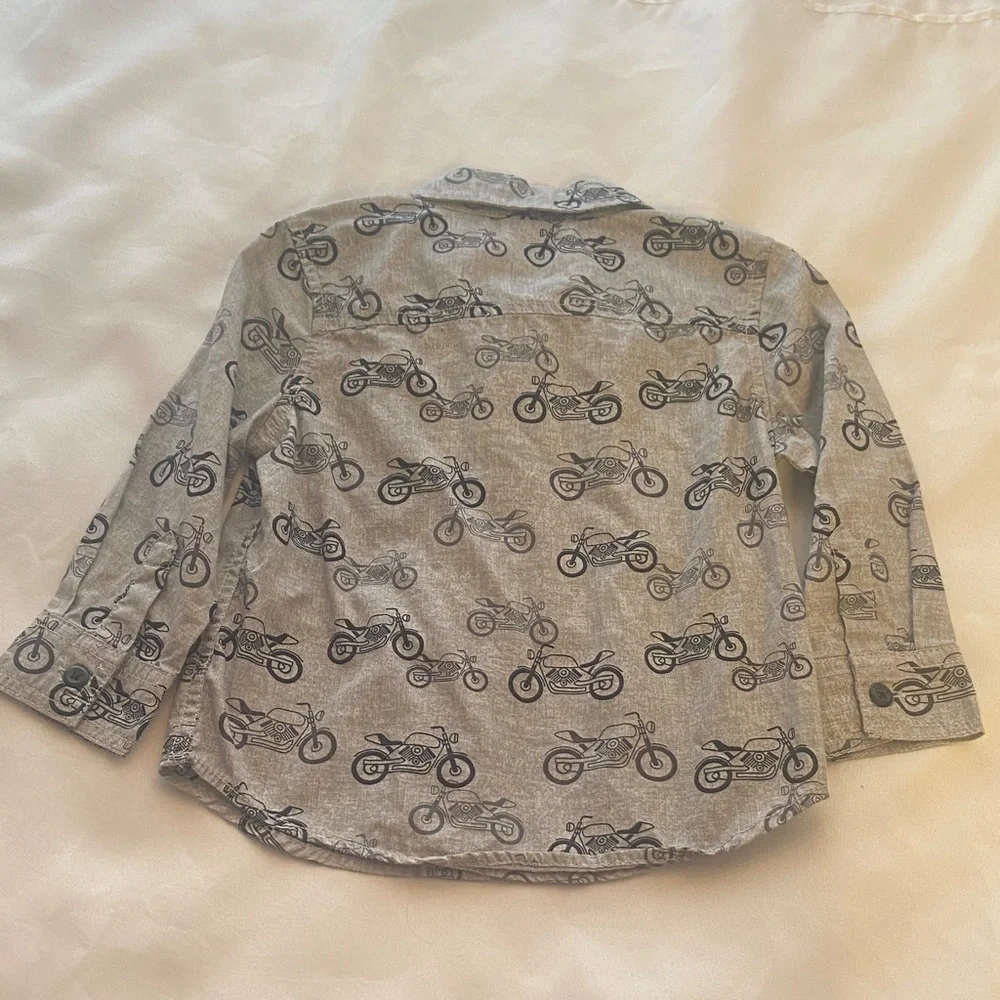 Gymboree Gray Button Down with Motorcycle Print